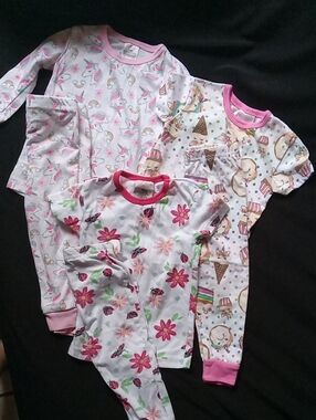 Lot Of 3 Girls Pajama Sets